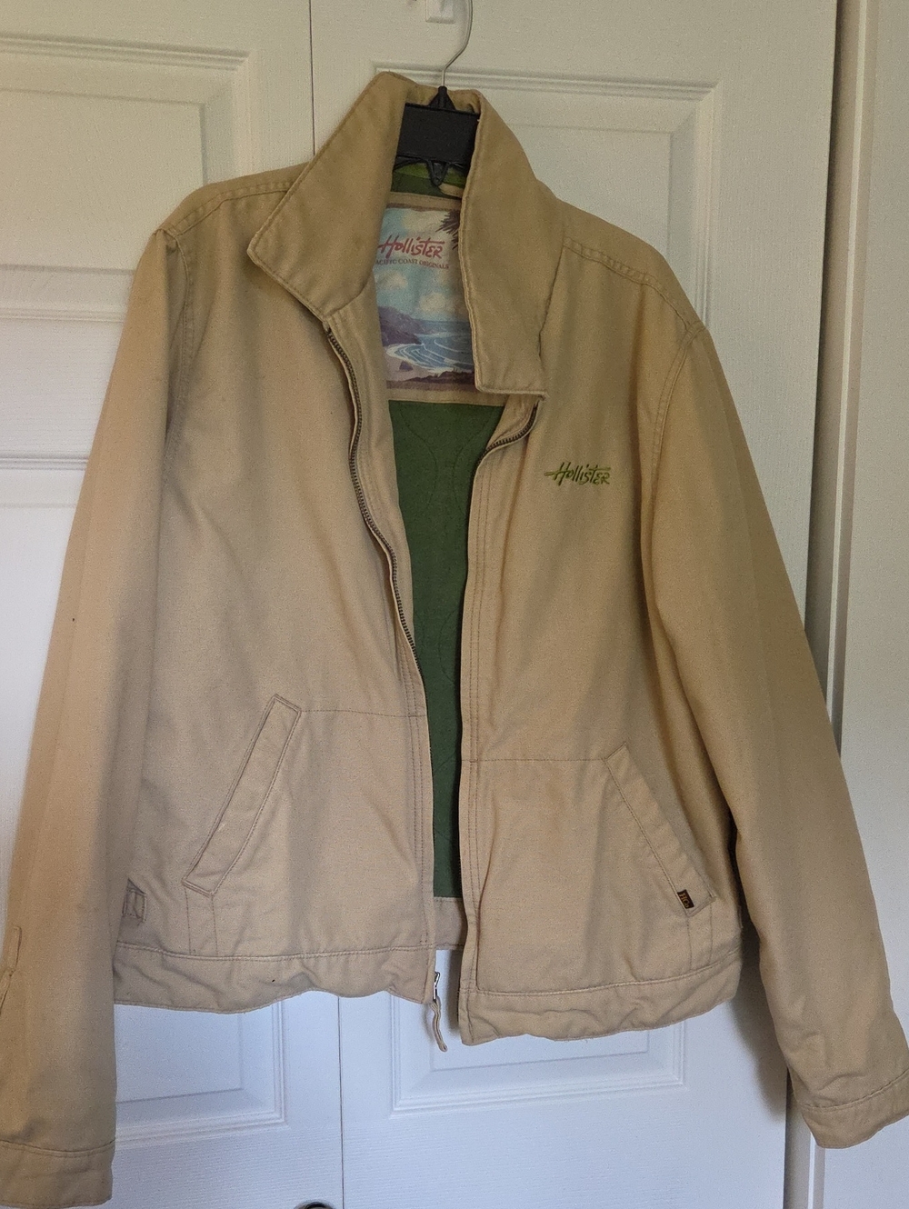Vintage Hollister Men's Tan Jacket with Green Lining - Casual Zip Front